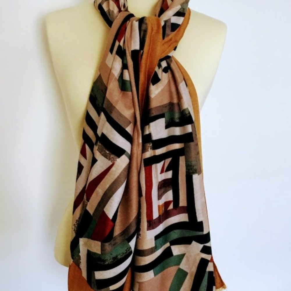 Oblong scarf